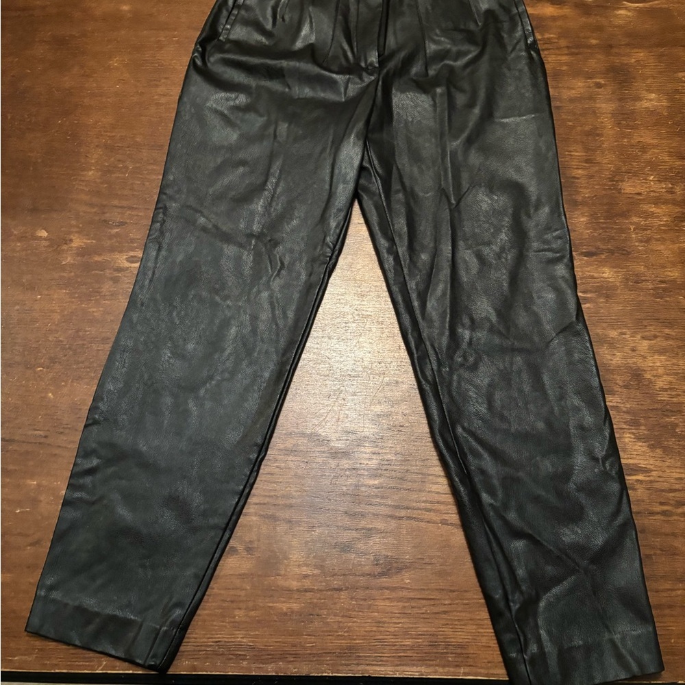 Express Black Faux Leather High Waist Ankle Pants. Size 00